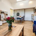 Apartment Prora - Dachgeschoss Ferienwohnung mit Dachterrasse, Balkon und Gemeinschaftssauna - Meerestraum Dachterrasse