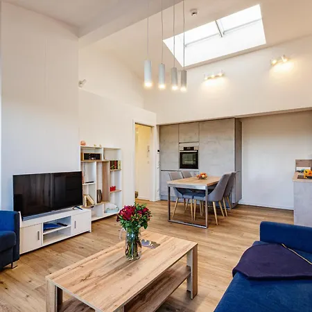 Apartment Prora - Dachgeschoss Ferienwohnung mit Dachterrasse, Balkon und Gemeinschaftssauna - Meerestraum Dachterrasse *